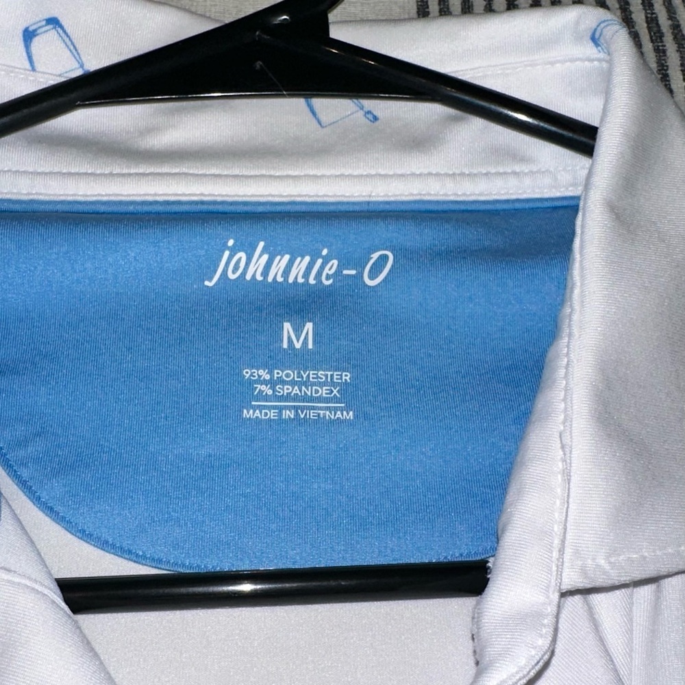 Men’s golf shirt